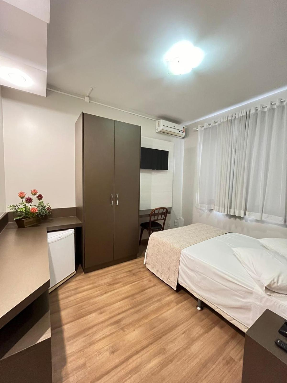 Regente Hotel Pato Branco Eksteriør bilde
